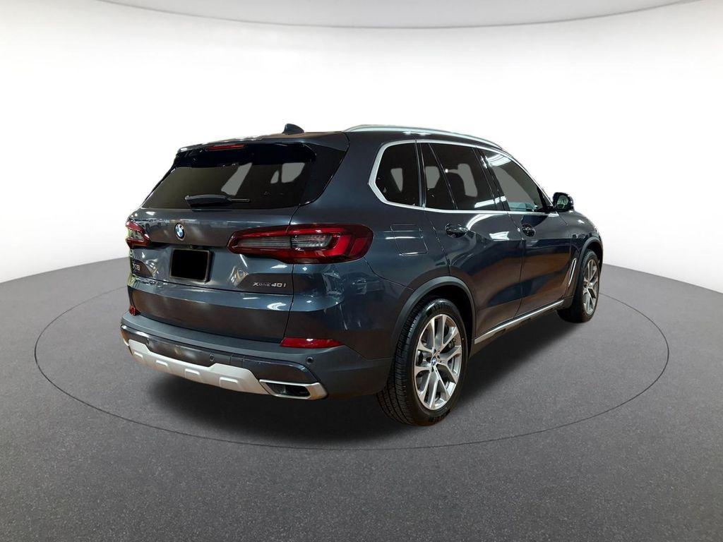 BMW X5 2021