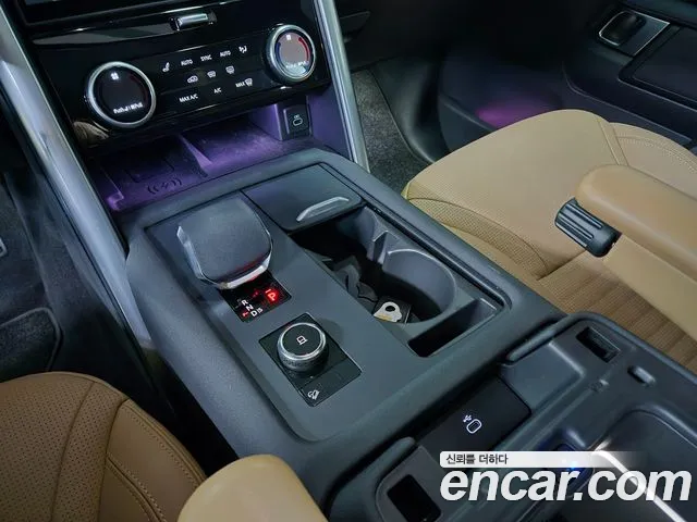 Land Rover Discovery 2025
