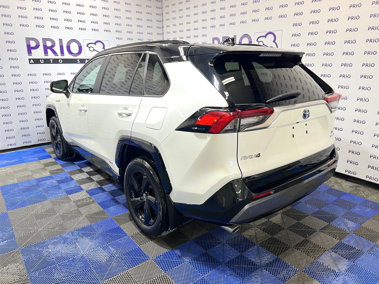 Toyota RAV4 2021