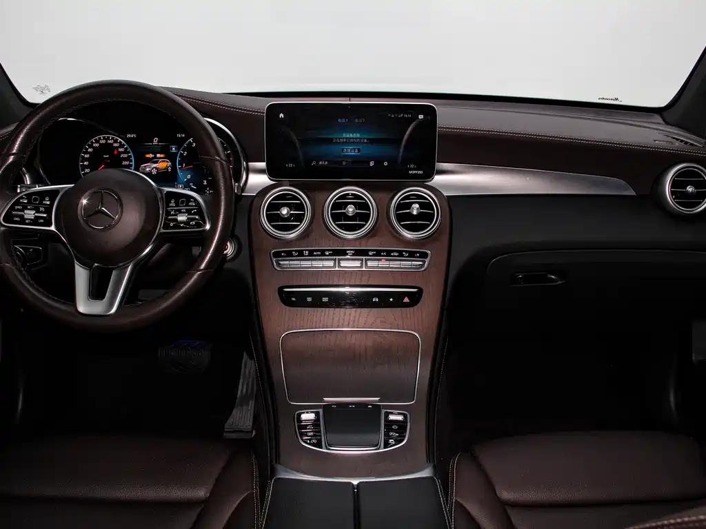 Mercedes-Benz GLC 2021