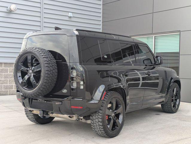Land Rover Defender 2023