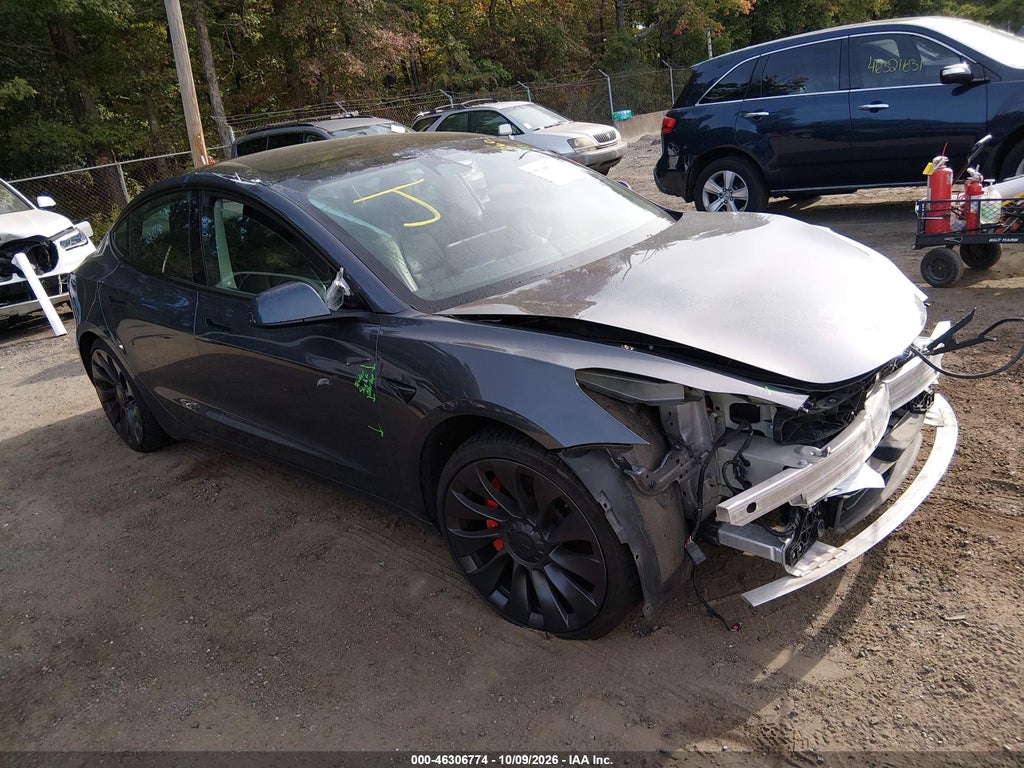 Tesla Model 3 2022