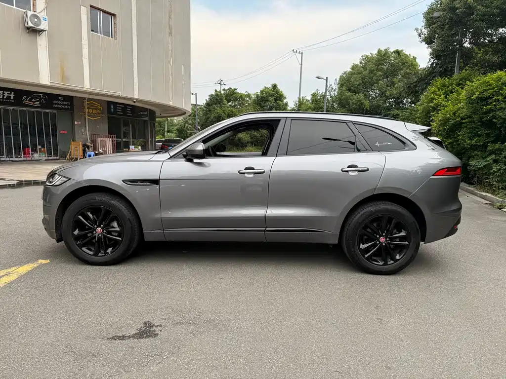 Jaguar F-Pace 2020