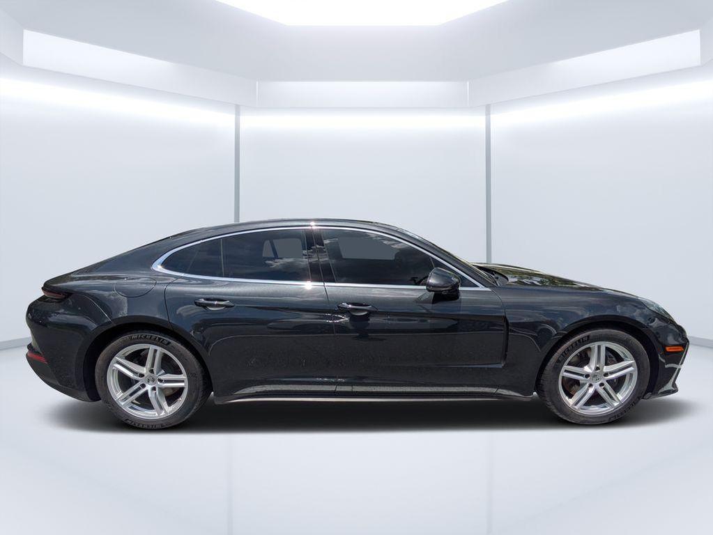 Porsche Panamera 2025