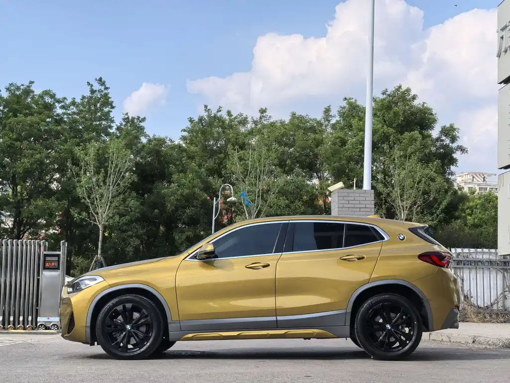 BMW X2 2021
