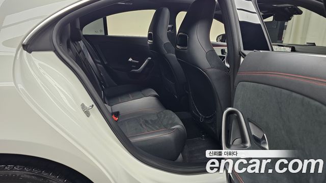 Mercedes-Benz CLA 2023