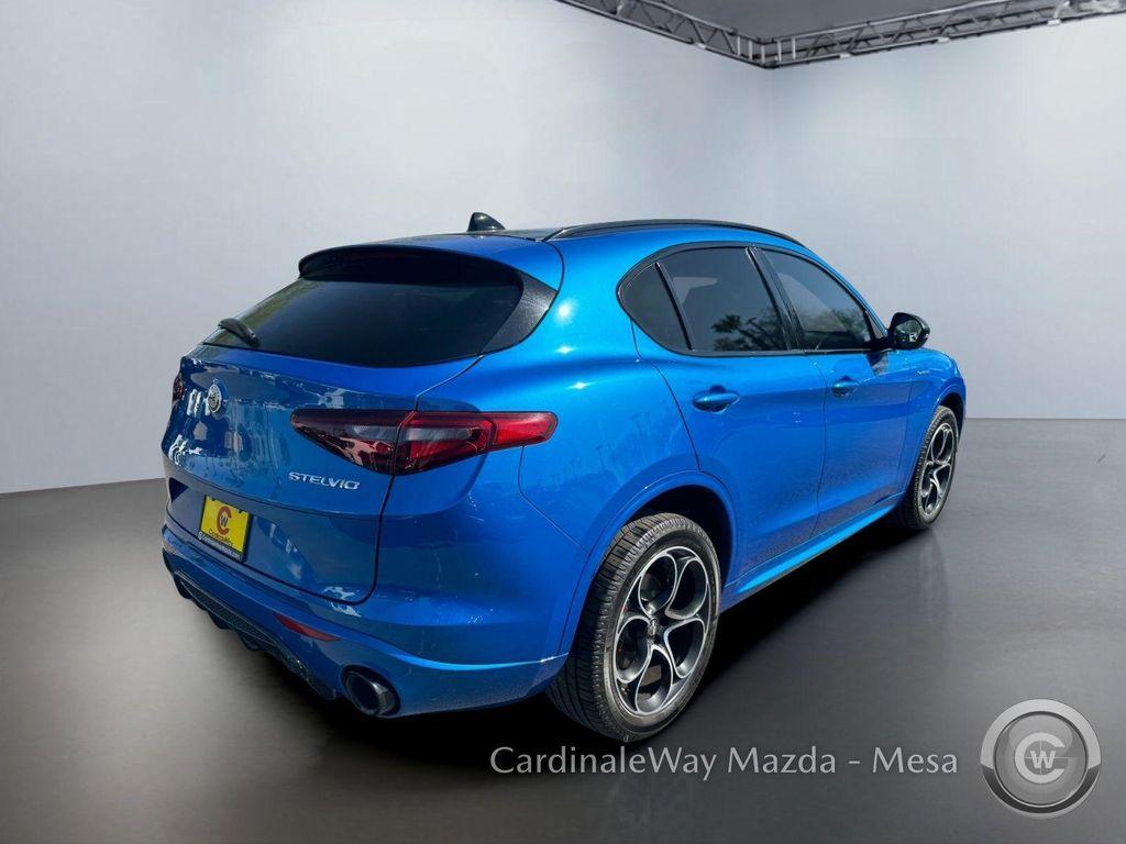 Alfa Romeo Stelvio 2023