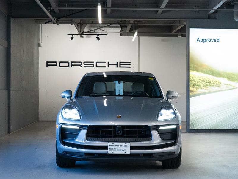 Porsche Macan 2025