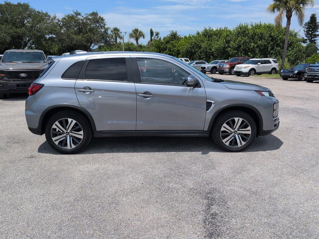 Mitsubishi Outlander Sport 2024