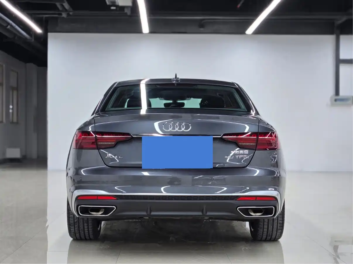 Audi A4 2024