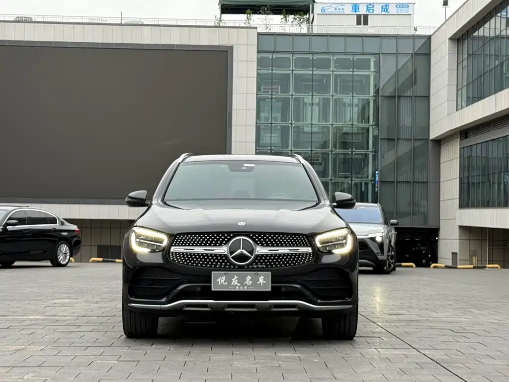 Mercedes-Benz GLC 2023