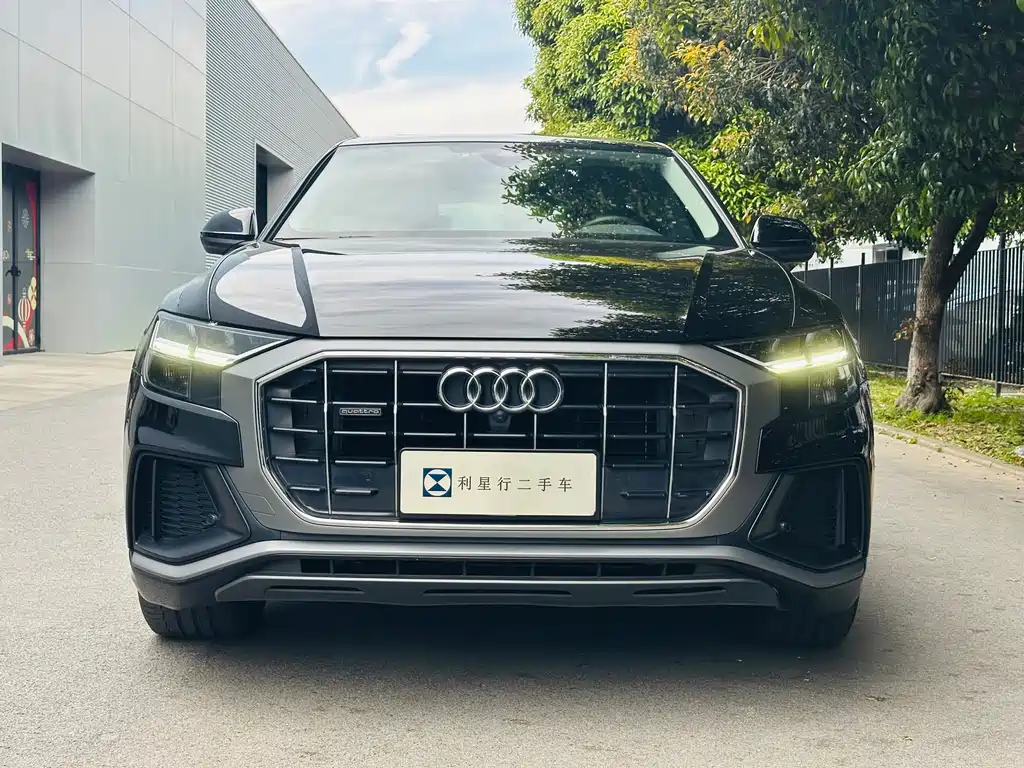 Audi Q8 2023