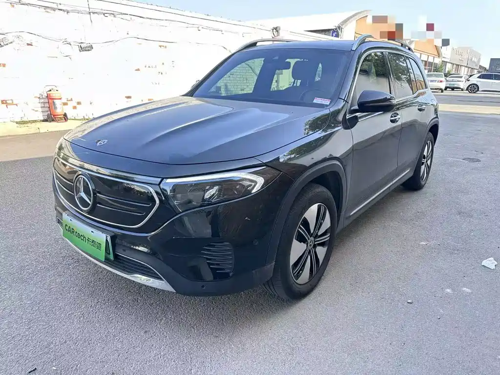 Mercedes-Benz EQB 2022