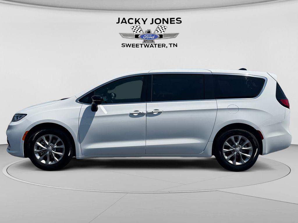 Chrysler Pacifica 2026