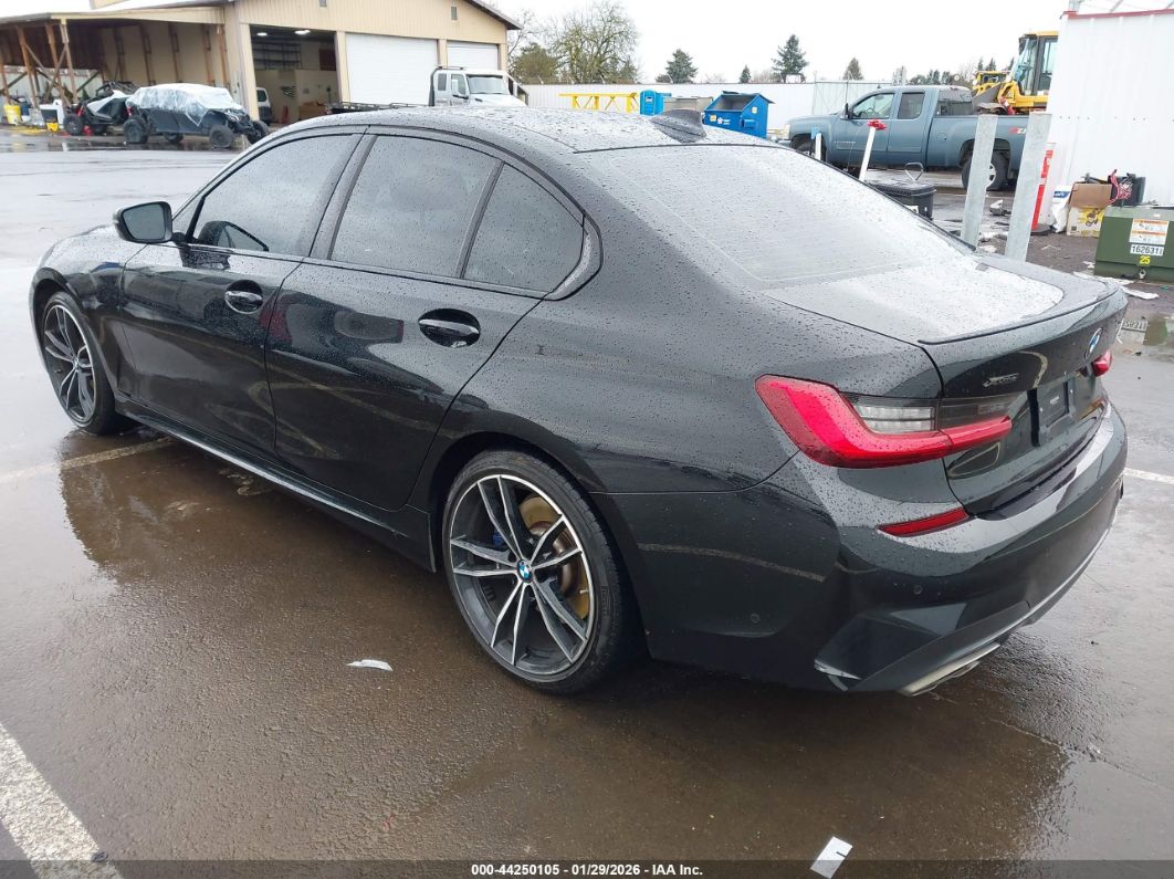 BMW 3 серии 2021