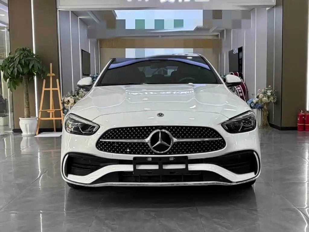 Mercedes-Benz C-Класс 2023
