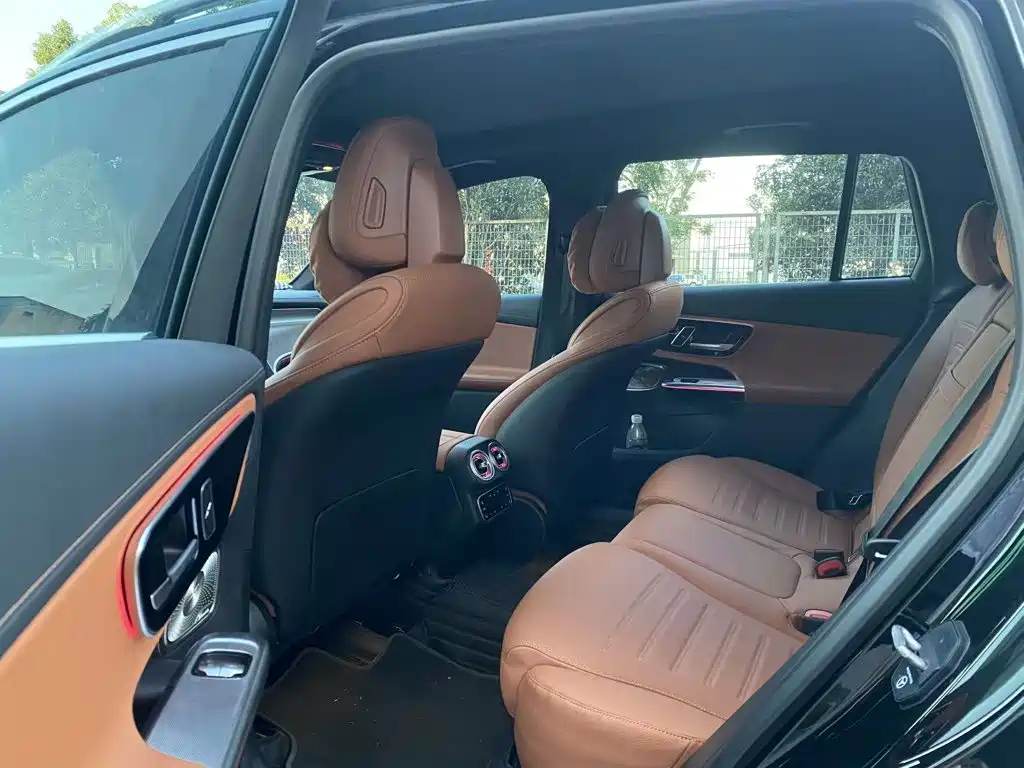 Mercedes-Benz GLC 2026