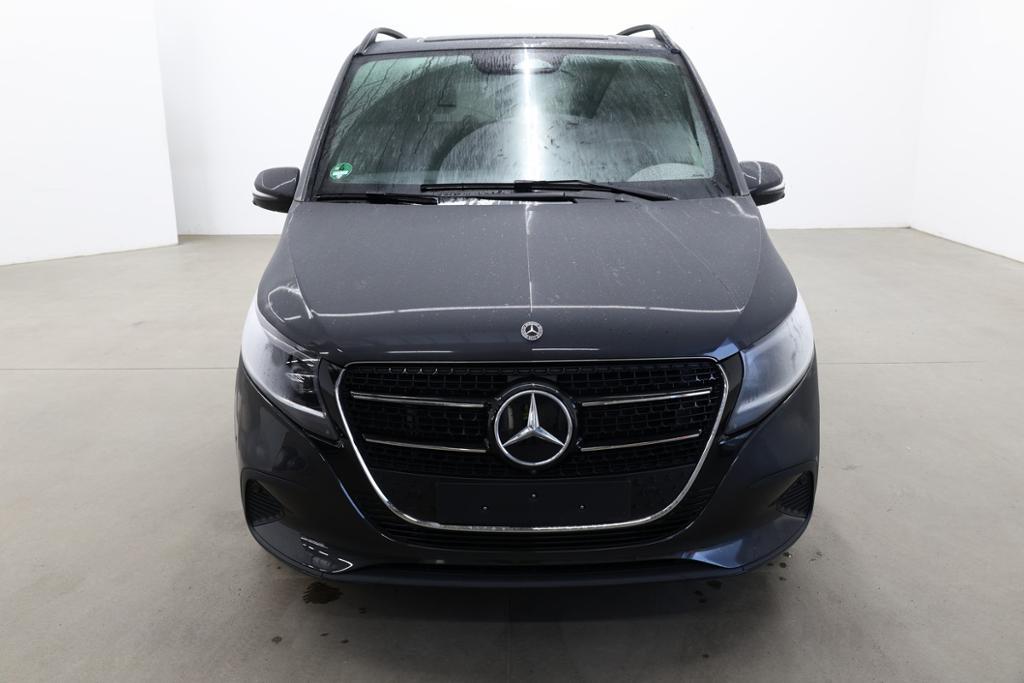Mercedes-Benz V 220 2025