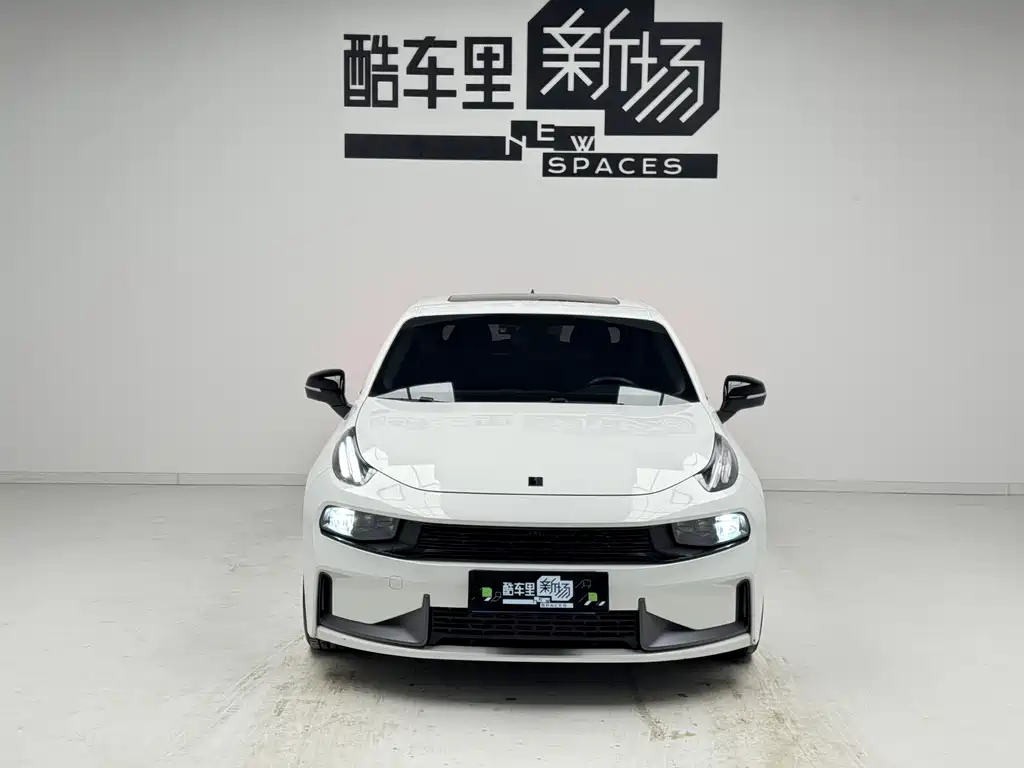 Lynk & Co 03 2023