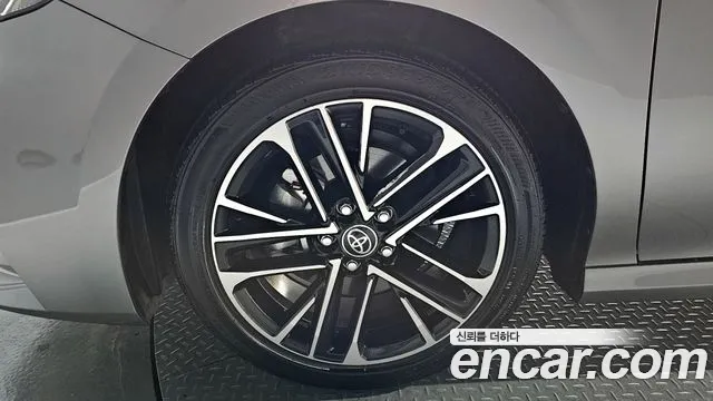 Toyota Camry 2025