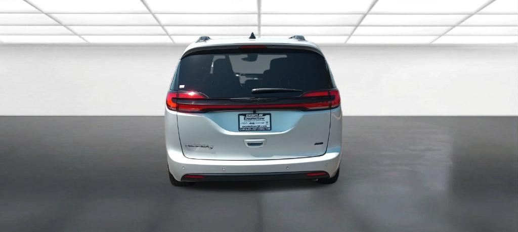 Chrysler Pacifica 2026