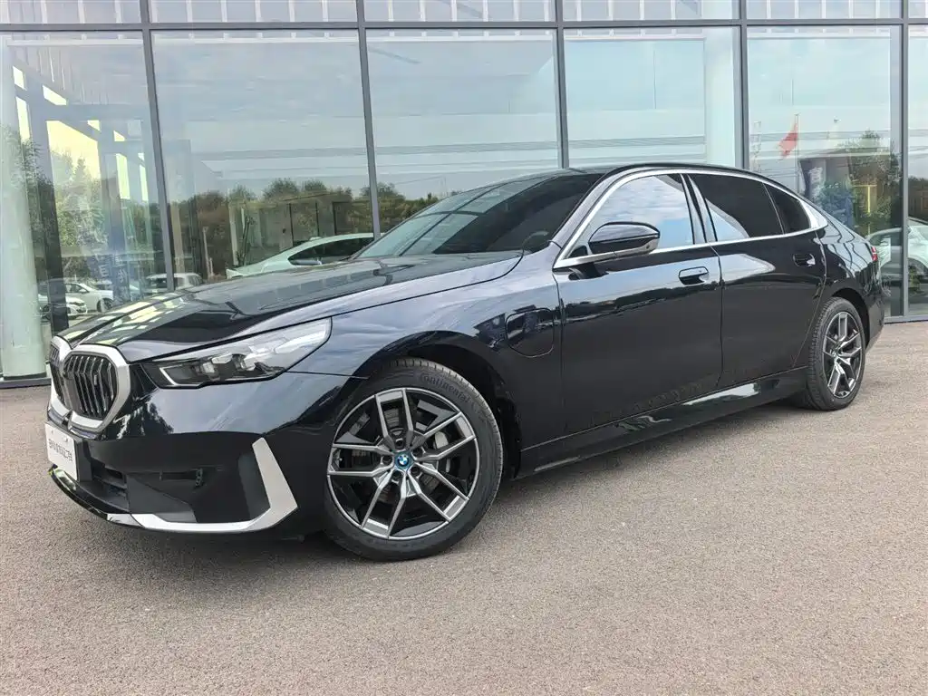 BMW i5 2026