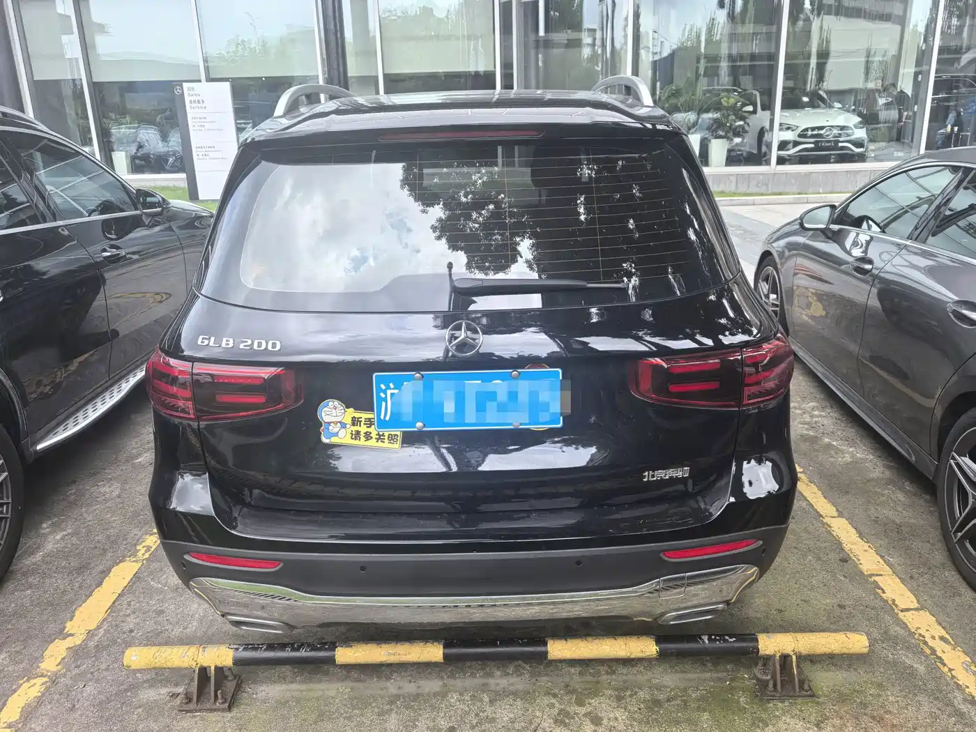 Mercedes-Benz GLB 2023