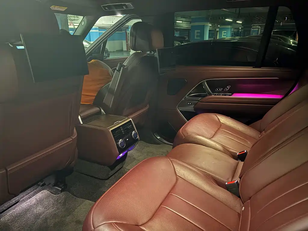 Land Rover Range Rover 2024