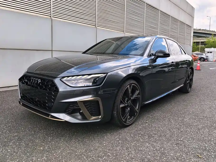 Audi A4 2024