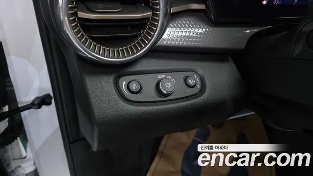 Chevrolet Trax 2024