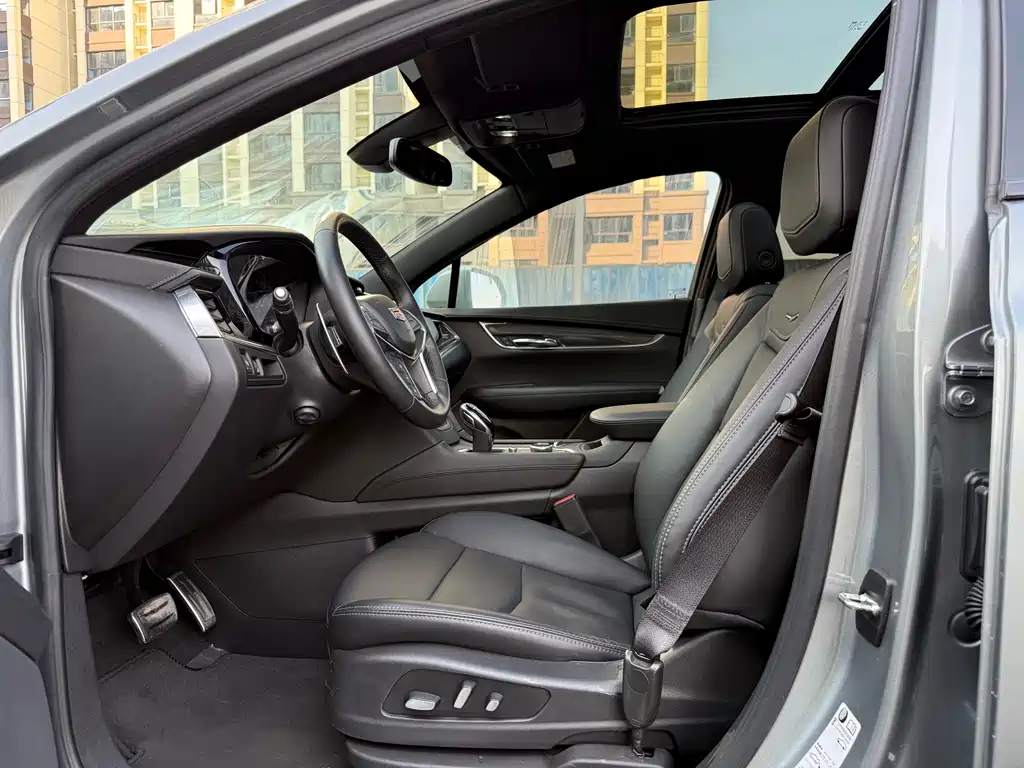 Cadillac XT5 2023