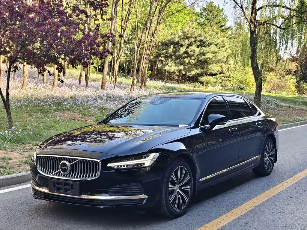 Volvo S90 2021