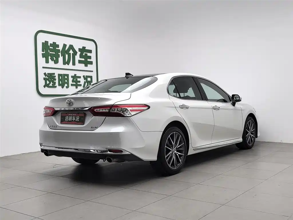 Toyota Camry 2023