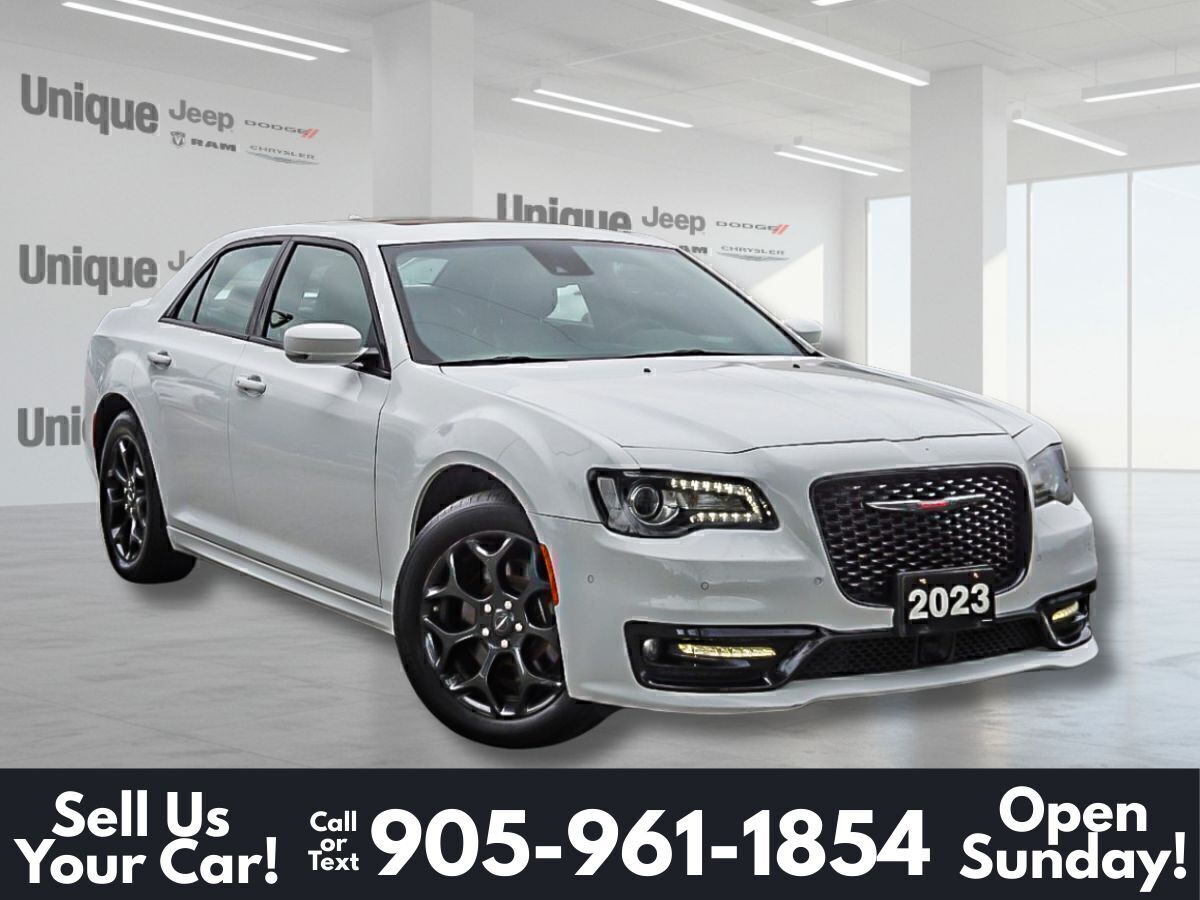 Chrysler 300 2023