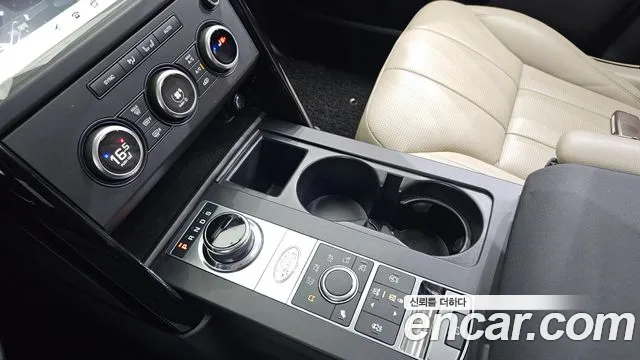 Land Rover Discovery 2020