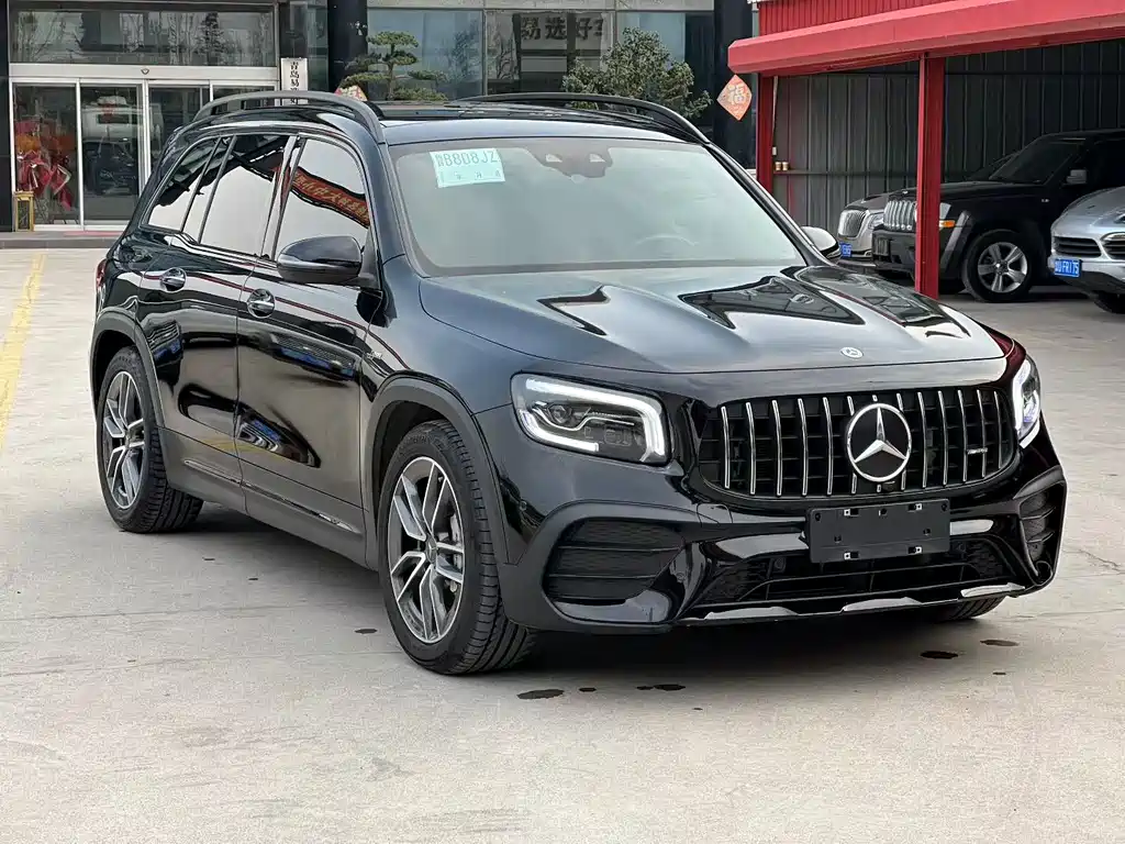 Mercedes-Benz GLB AMG 2024