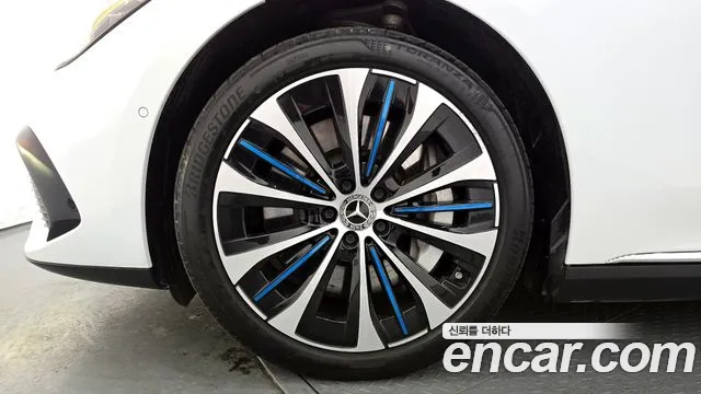 Mercedes-Benz EQE 2023