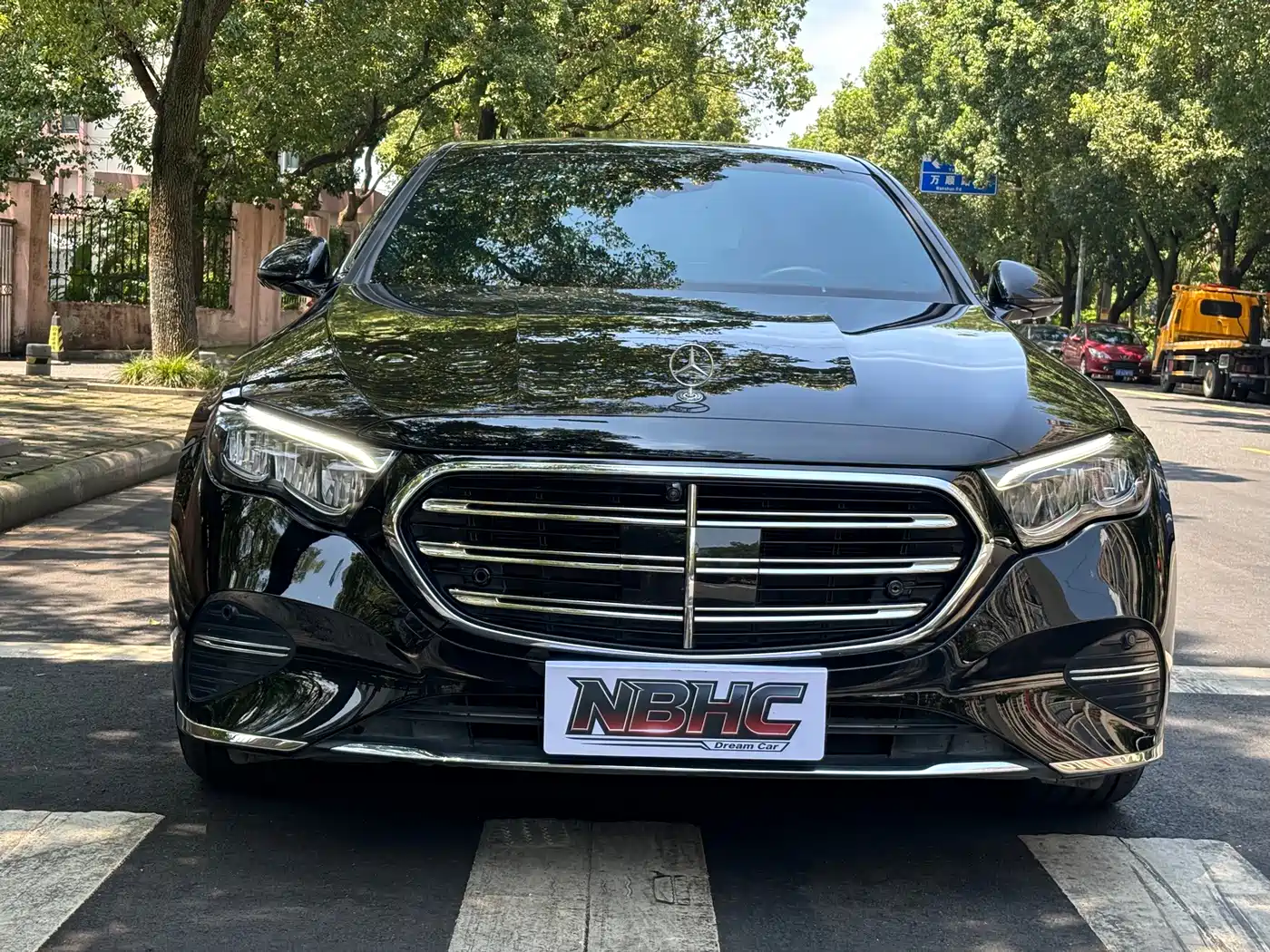 Mercedes-Benz E-Класс 2025