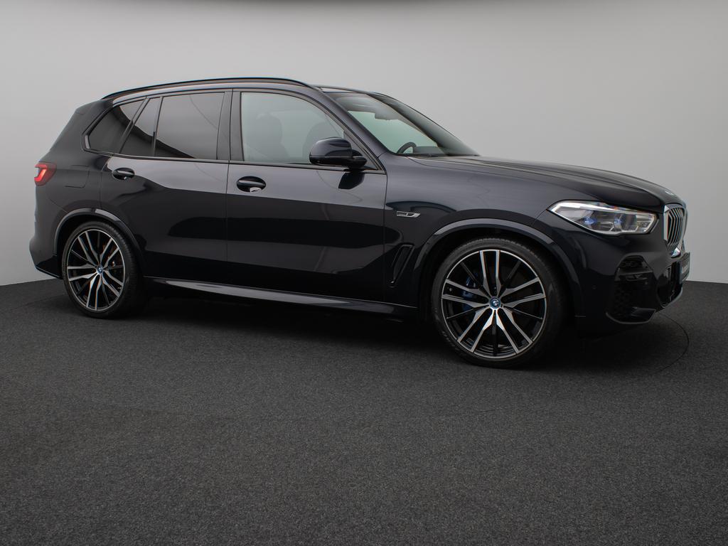 BMW X5 2021