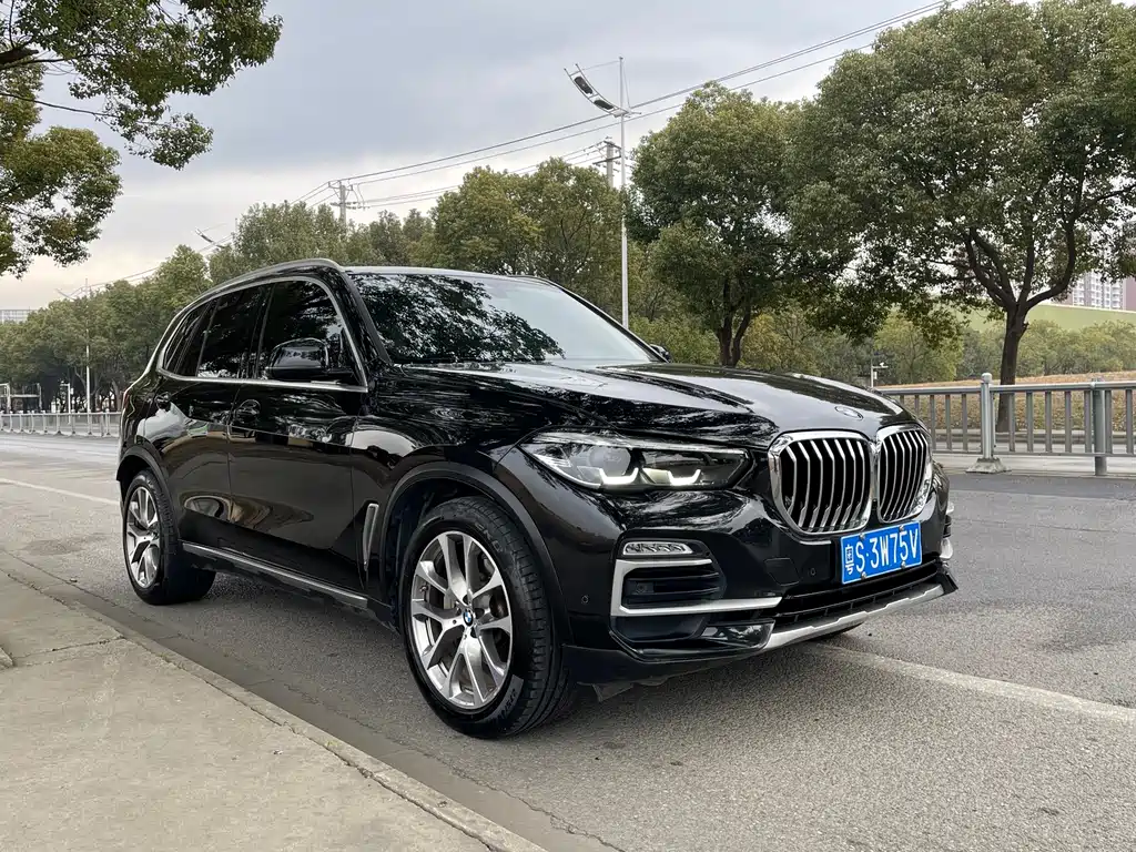 BMW X5 2021