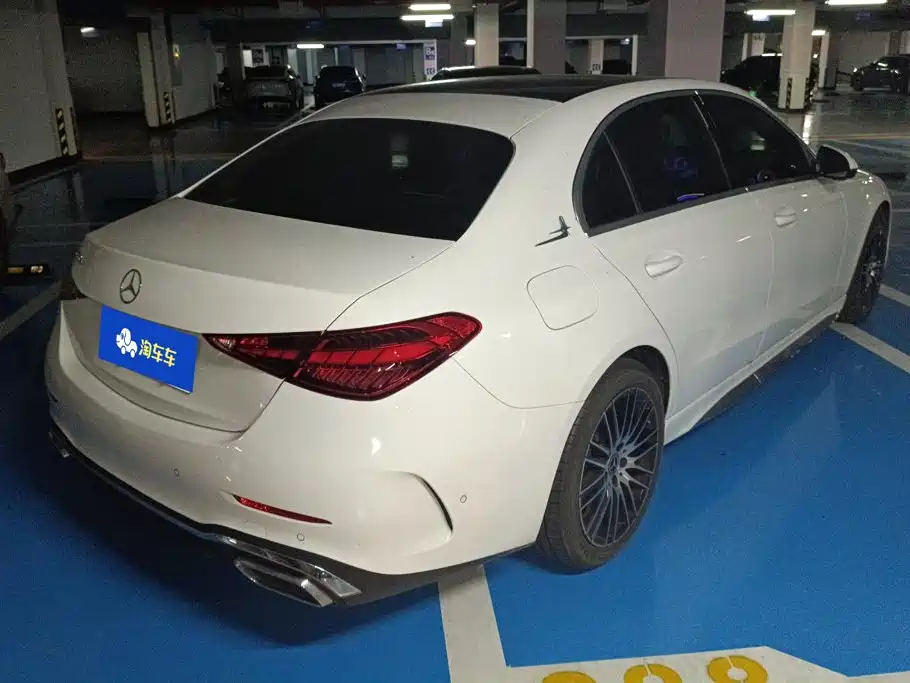 Mercedes-Benz C-Класс 2025