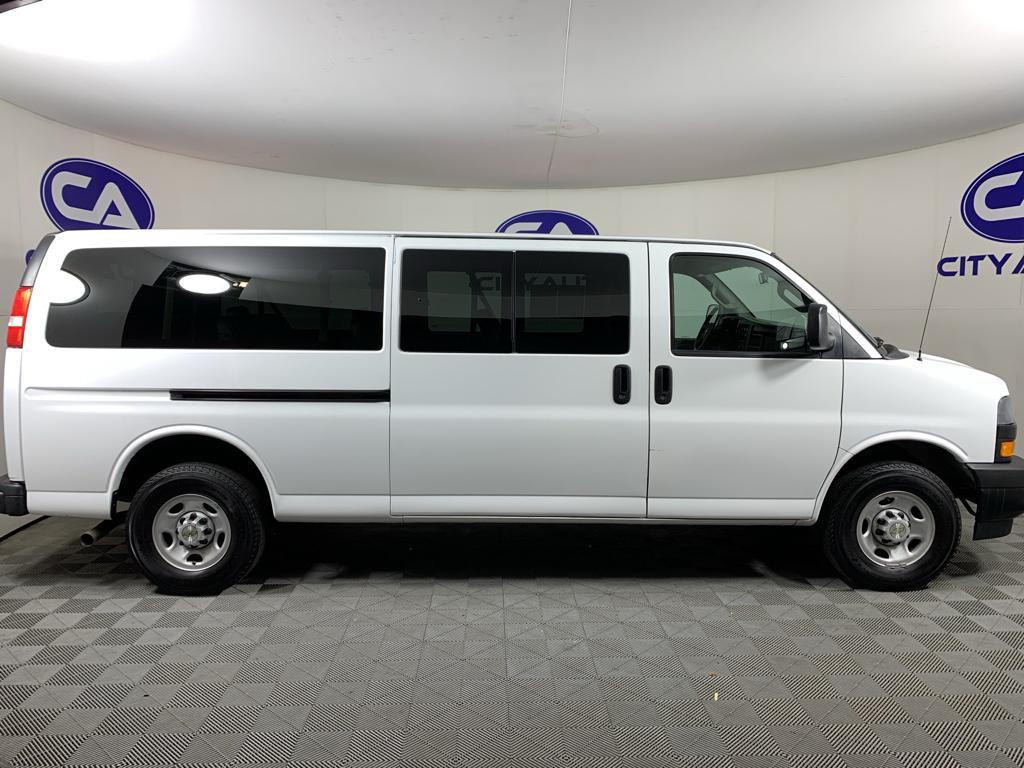 Chevrolet Express 2023