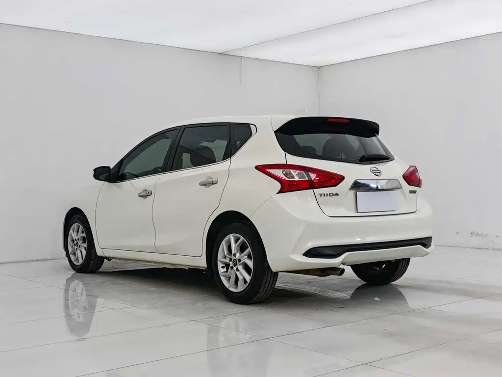 Nissan Tiida 2021