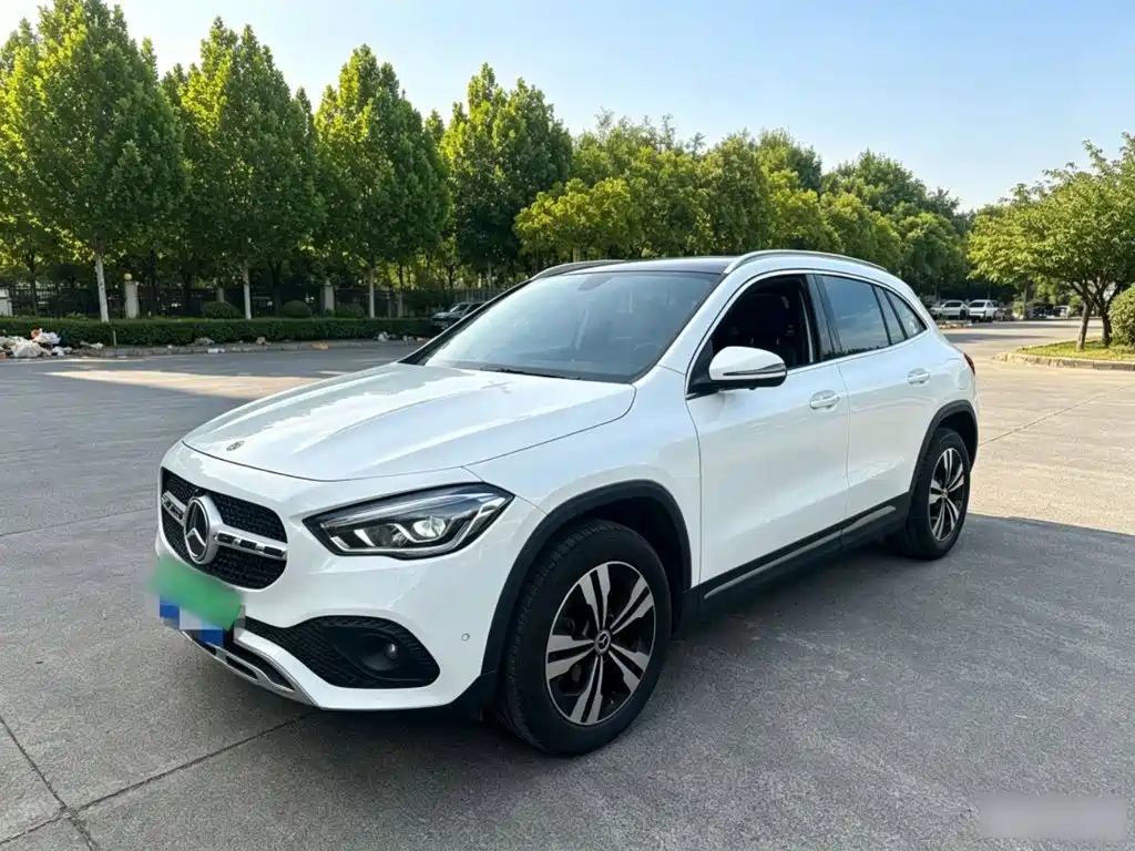 Mercedes-Benz GLA 2021