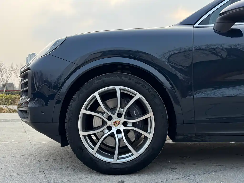 Porsche Cayenne 2024