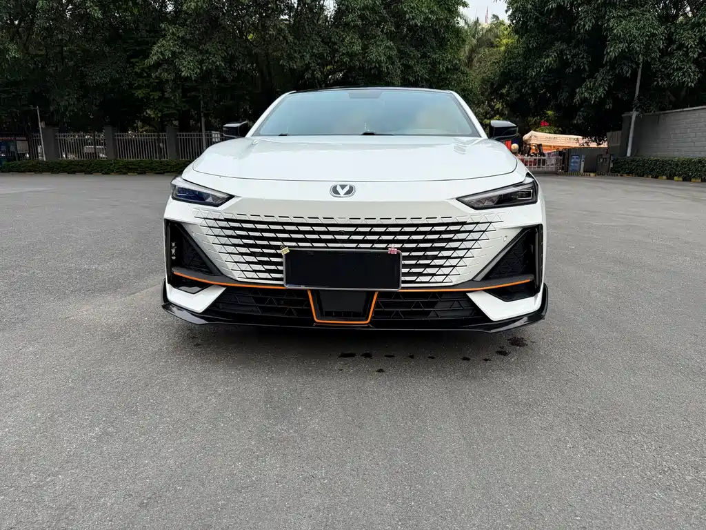Changan UNI-V 2022