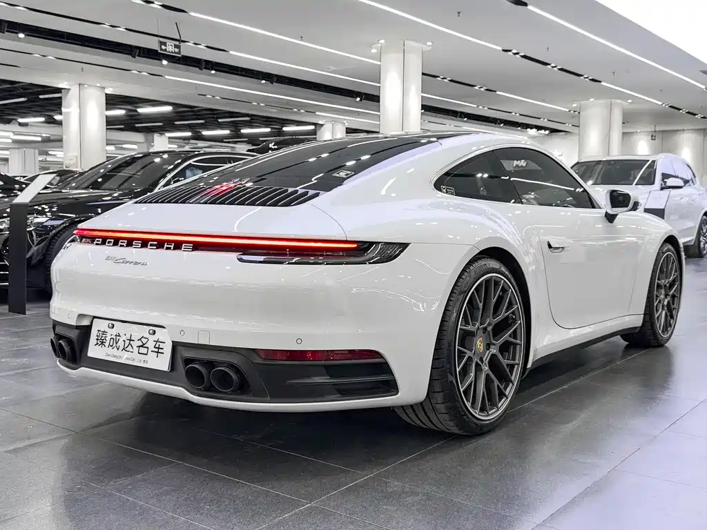 Porsche 911 2022