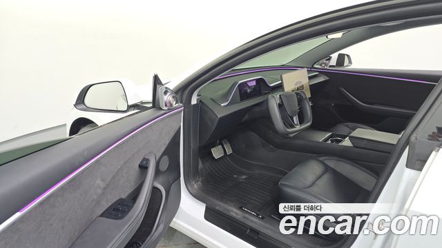 Tesla Model 3 2024