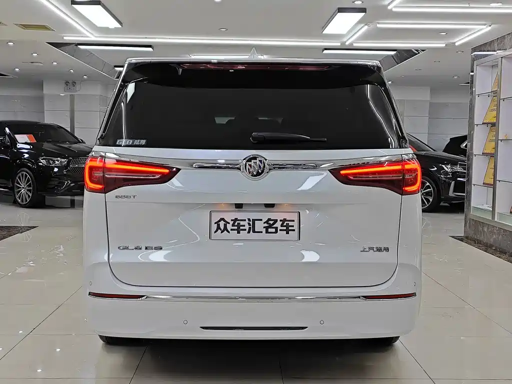 Buick GL8 2021