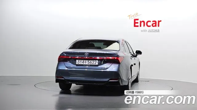 Toyota Avalon 2020